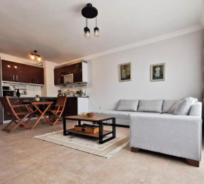 4+1 spacious apartment with sea view. 5 minutes from the beach